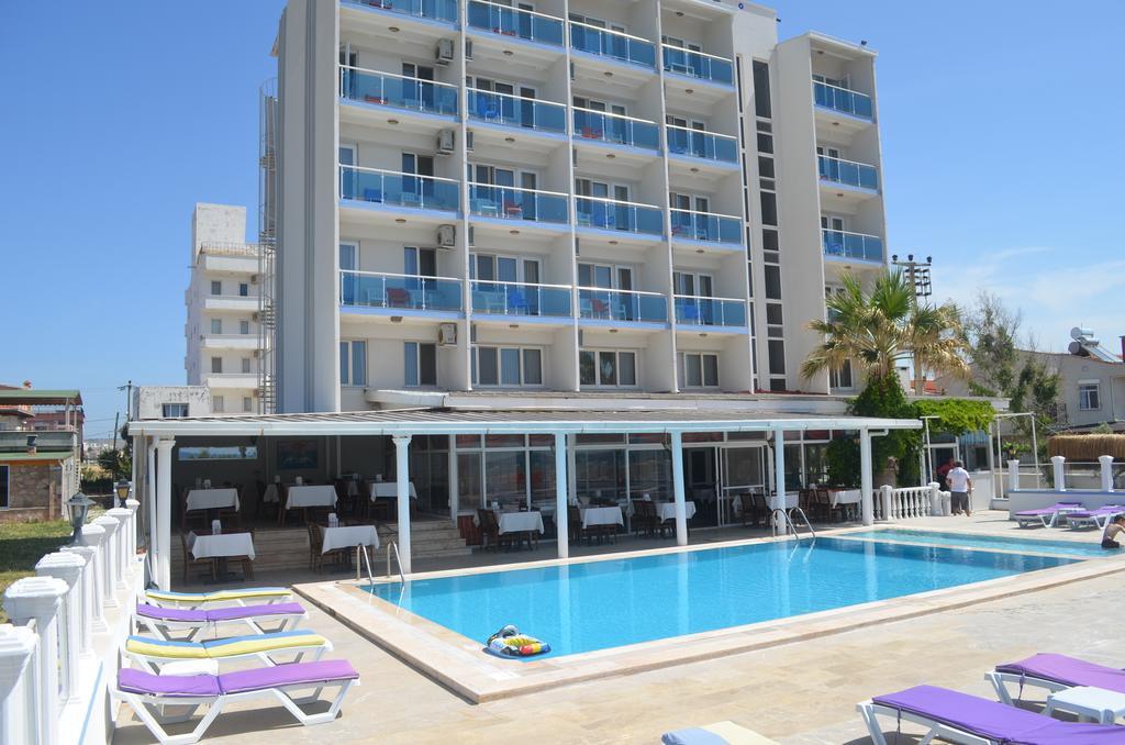 Yasmin Hotel Ayvalik Exterior photo