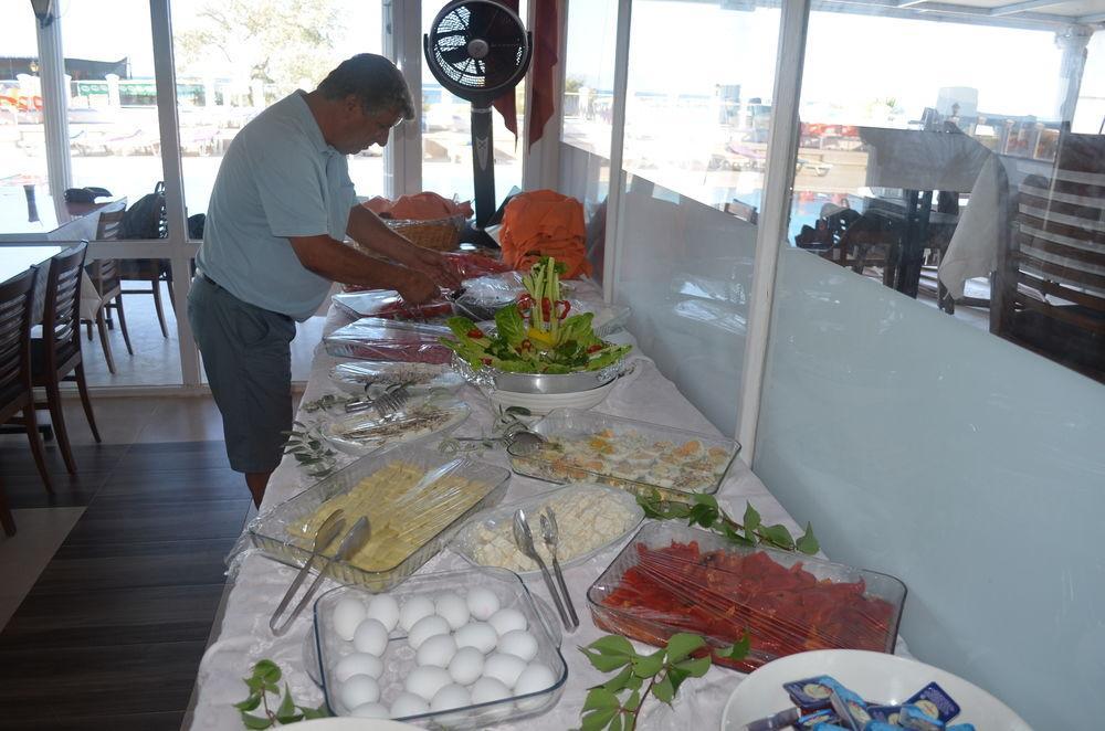 Yasmin Hotel Ayvalik Exterior photo