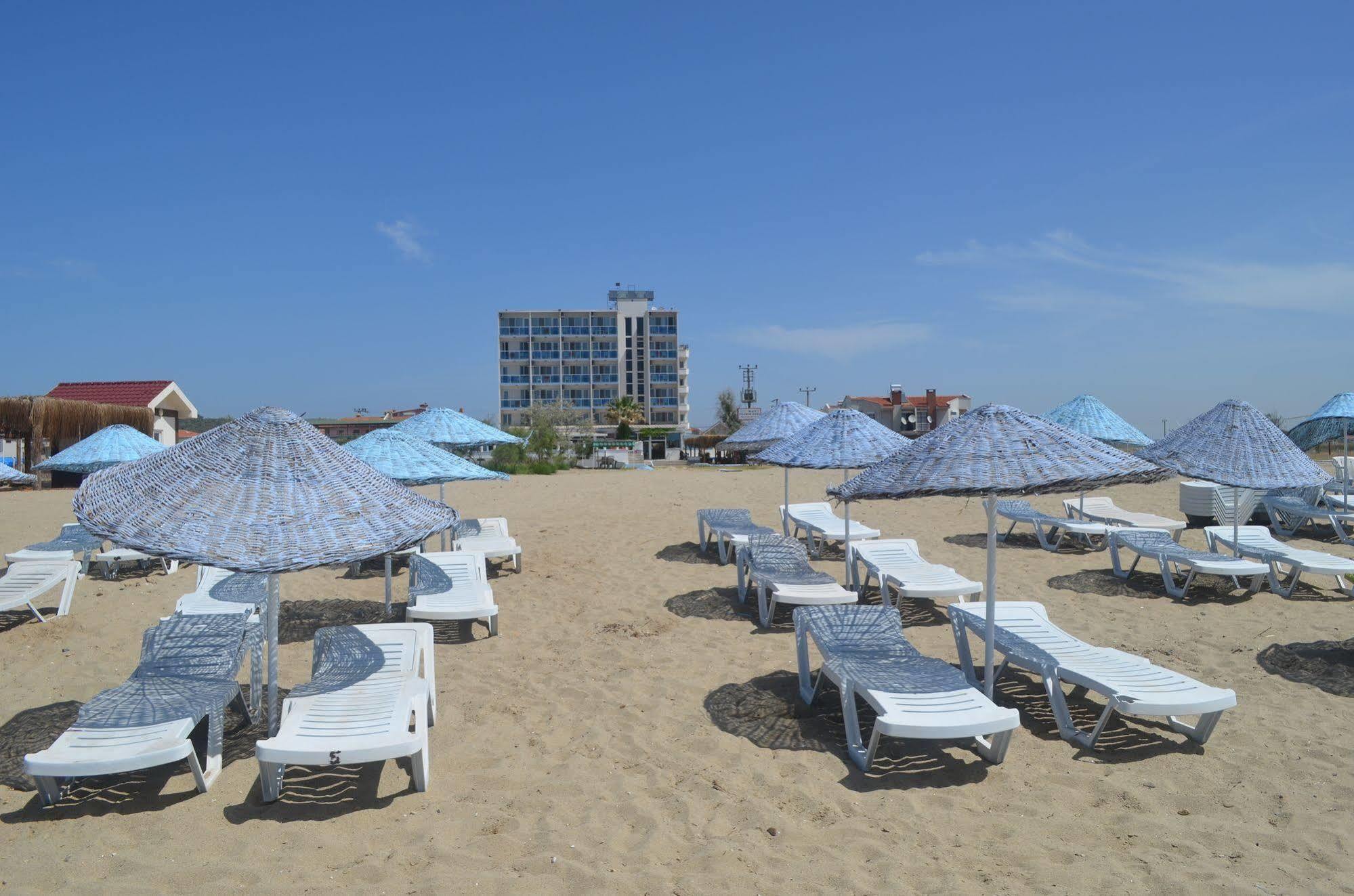 Yasmin Hotel Ayvalik Exterior photo